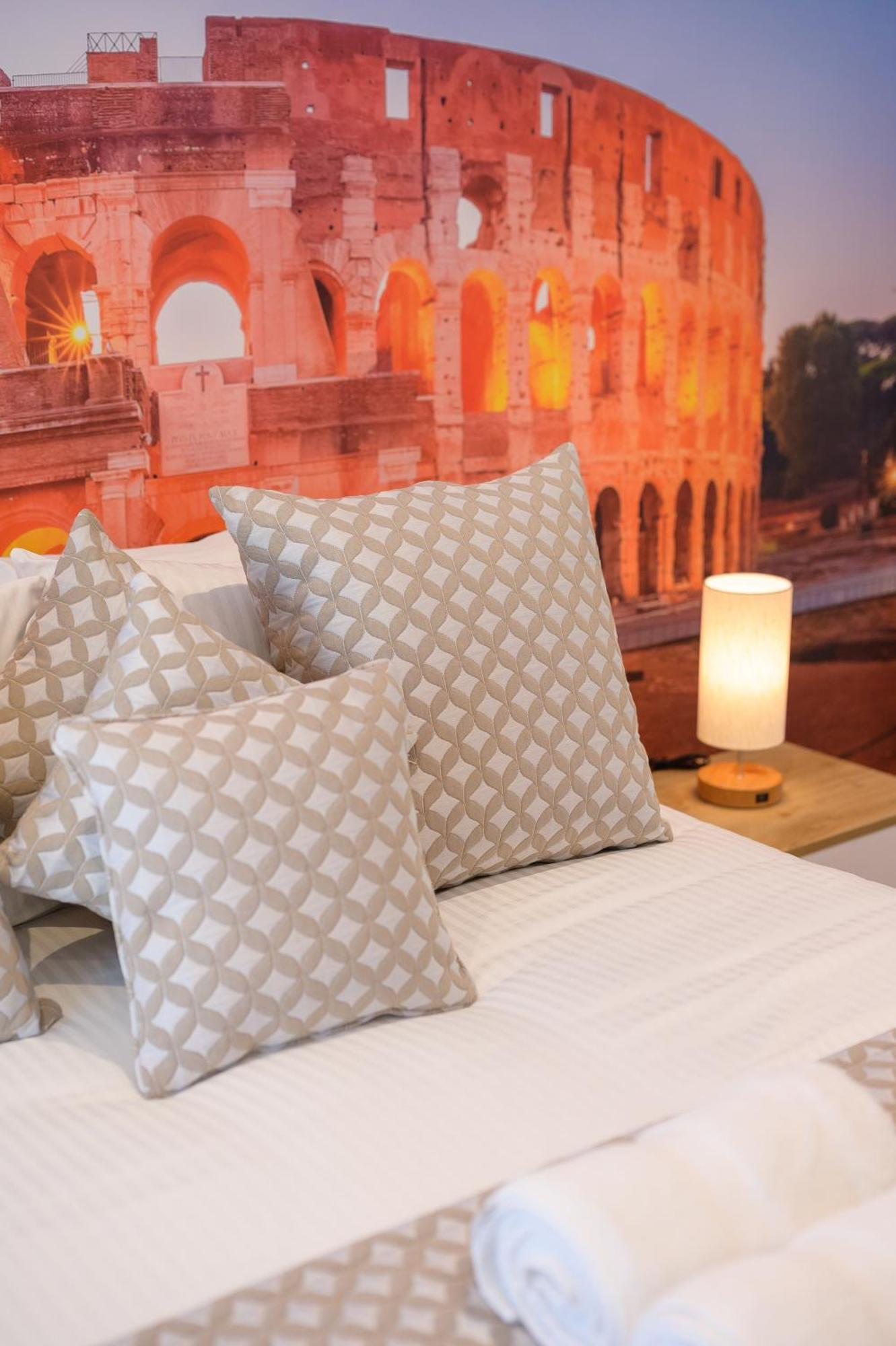 Luxury Suite-Metro Malatesta Rome Buitenkant foto
