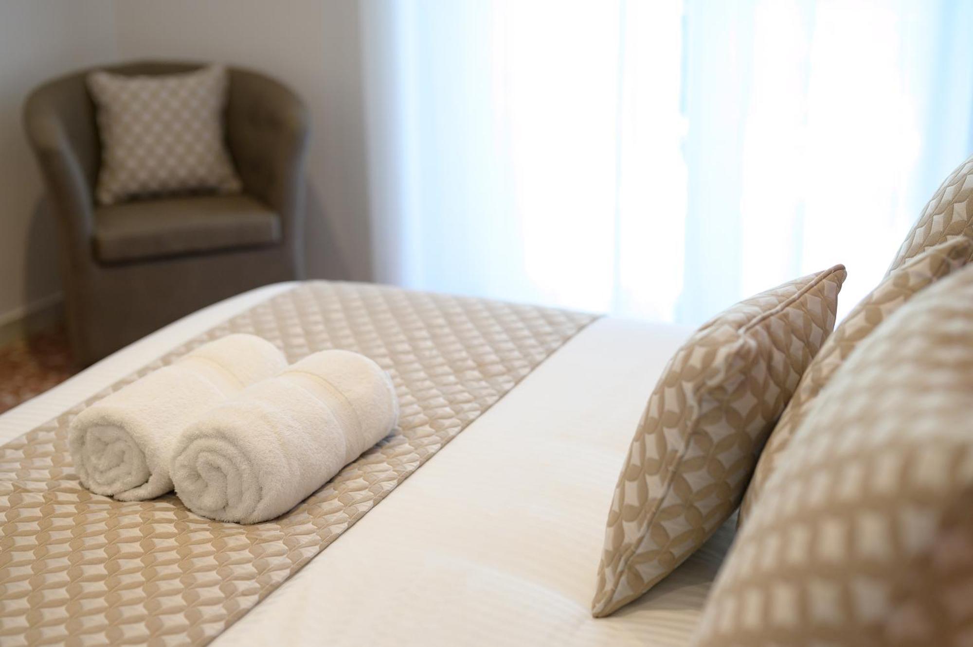 Luxury Suite-Metro Malatesta Rome Buitenkant foto