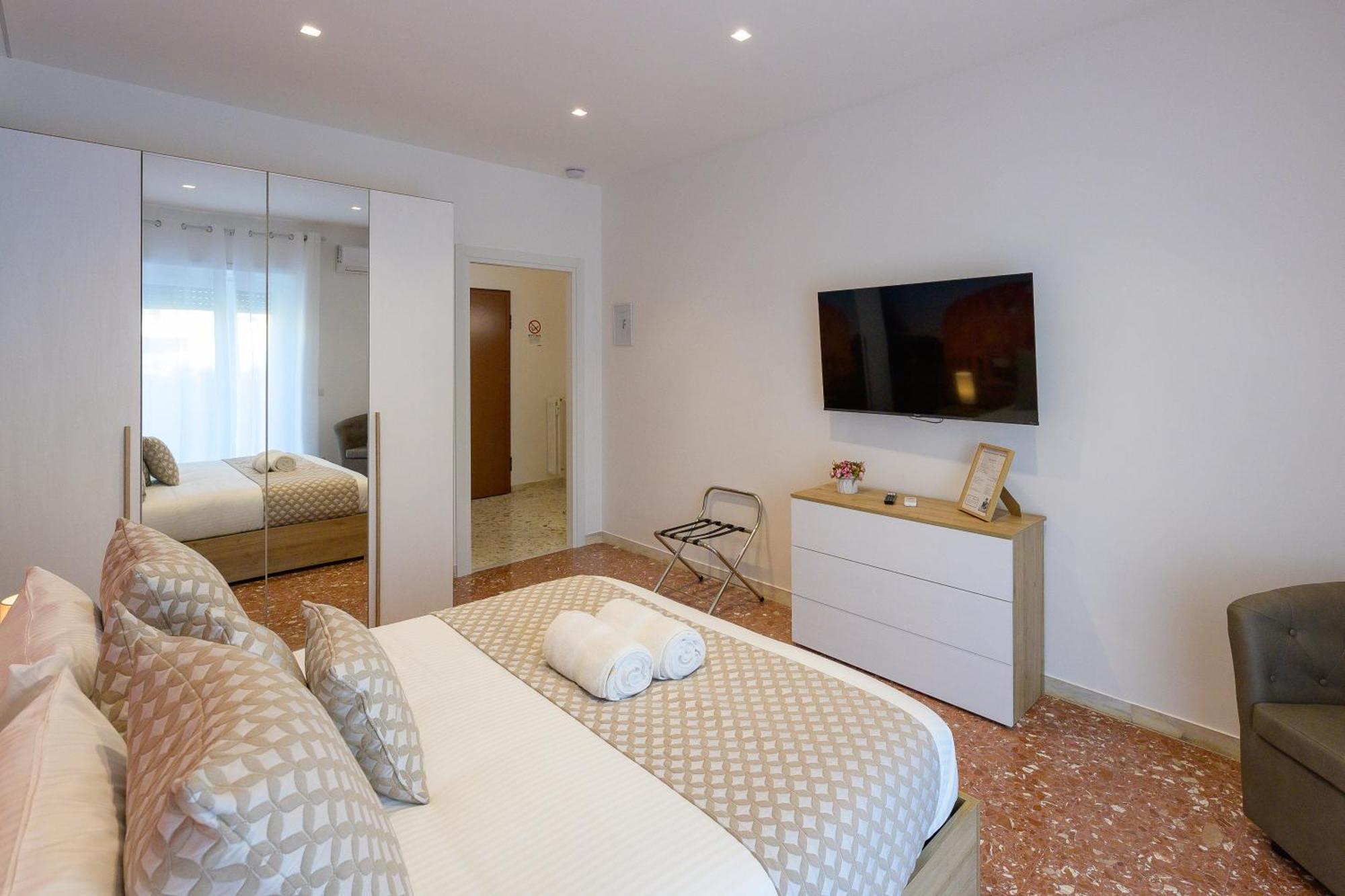 Luxury Suite-Metro Malatesta Rome Buitenkant foto
